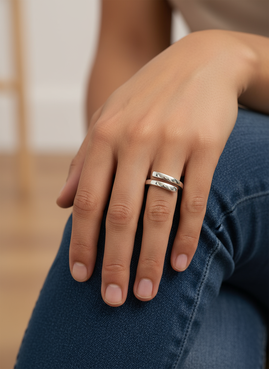 Bar silver ring