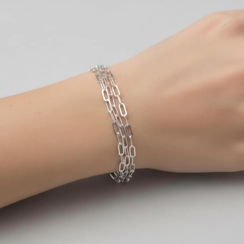 Paperclip chain link bracelet in silver